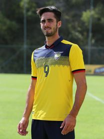 Campana firma el lunes con Wolves, de la Premier, por más de un millón de dólares al año Campana firma el lunes con Wolves, de la Premier, por más de un millón de dólares al año
