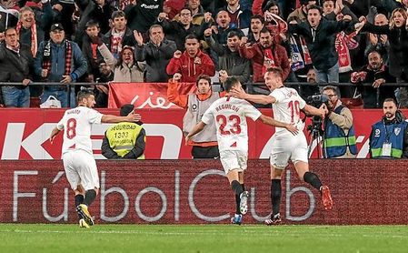 Nolito y De Jong dos apuestas de Lopetegui, brillaron sobremanera ante el Granada CF. Nolito y De Jong dos apuestas de Lopetegui, brillaron sobremanera ante el Granada CF.