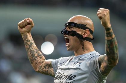El argentino Nahuelpán anota dos goles y le da el triunfo al Querétaro ante el Necaxa El argentino Nahuelpán anota dos goles y le da el triunfo al Querétaro ante el Necaxa