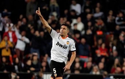 Gabriel Paulista y Dayot Upamecano, únicos sancionados para la ida de octavos Gabriel Paulista y Dayot Upamecano, únicos sancionados para la ida de octavos