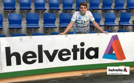 Chocarro, tras anunciar su renovación con el Helvetia Anaitasuna. Chocarro, tras anunciar su renovación con el Helvetia Anaitasuna.