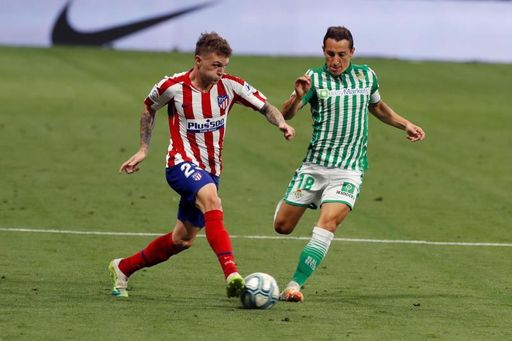 El Ingles Trippier Fue Sustituido Por Problemas Digestivos Y Mareo Estadio Deportivo