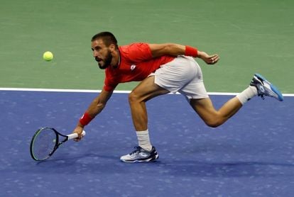 Djokovic gana a Dzumhur y jugará la segunda ronda del Abierto de EE.UU. contra Edmund Djokovic gana a Dzumhur y jugará la segunda ronda del Abierto de EE.UU. contra Edmund