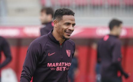 Fernando, la "cabeza" de Koundé, la "ilusión" de Lopetegui y los "recuerdos" de Pellegrini. Fernando, la "cabeza" de Koundé, la "ilusión" de Lopetegui y los "recuerdos" de Pellegrini.