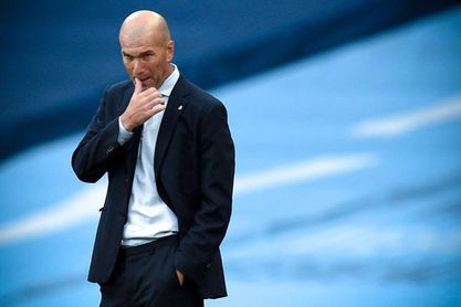 El idilio de Zidane con el Camp Nou, a examen El idilio de Zidane con el Camp Nou, a examen