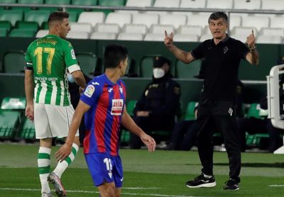 Mendilibar: "Salvo alguna ocasión al comienzo, no los hemos dejado jugar" Mendilibar: "Salvo alguna ocasión al comienzo, no los hemos dejado jugar"