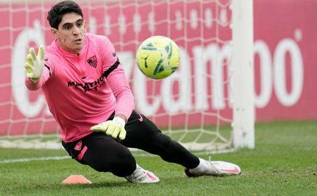 Imagen del entrenamiento del Sevilla de este lunes. Imagen del entrenamiento del Sevilla de este lunes.
