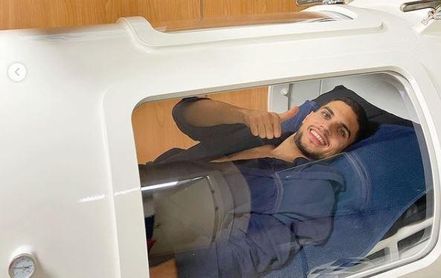 La "máquina del tiempo" de Bartra y el vacile de Iker Casillas La "máquina del tiempo" de Bartra y el vacile de Iker Casillas