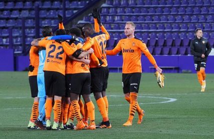 El Valencia necesita ganar a Osasuna para no cerrar su peor primera vuelta El Valencia necesita ganar a Osasuna para no cerrar su peor primera vuelta