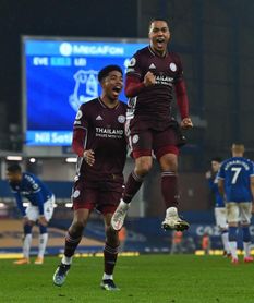 James marca, pero el Everton se conforma James marca, pero el Everton se conforma