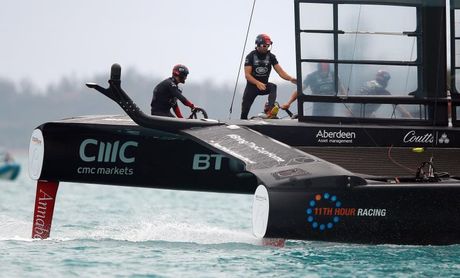 Ben Ainslie: "No podemos estar contentos; podemos navegar mucho mejor" Ben Ainslie: "No podemos estar contentos; podemos navegar mucho mejor"