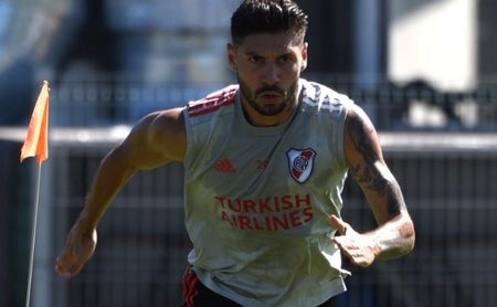 El Sevilla FC monitoriza a Montiel, que sonó hace un año para el Real Betis El Sevilla FC monitoriza a Montiel, que sonó hace un año para el Real Betis