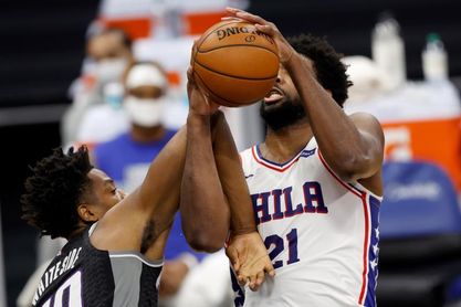 131-123. Embiid consigue doble-doble y Sixers ganan a Jazz duelo de líderes 131-123. Embiid consigue doble-doble y Sixers ganan a Jazz duelo de líderes