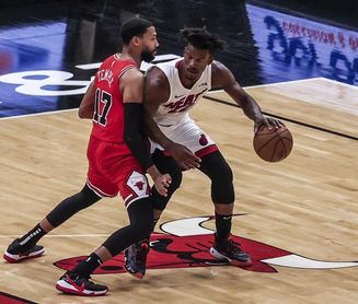 90-101. Jimmy Butler castiga a su exequipo y Heat vuelven a ganar 90-101. Jimmy Butler castiga a su exequipo y Heat vuelven a ganar