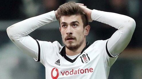 Otro paso para la salida de Toköz, vinculado al Betis, como agente libre Otro paso para la salida de Toköz, vinculado al Betis, como agente libre