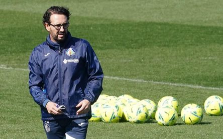 Onces probables y previa del Getafe-Cádiz: eclipsados por el 'Caso Cala' Onces probables y previa del Getafe-Cádiz: eclipsados por el 'Caso Cala'