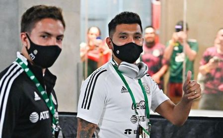 El Oporto, obligado a vender a Corona si no renueva ya. El Oporto, obligado a vender a Corona si no renueva ya.