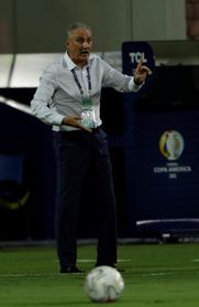 Tite sugiere a la Conmebol escuchar a seleccionadores para mejorar el fútbol Tite sugiere a la Conmebol escuchar a seleccionadores para mejorar el fútbol