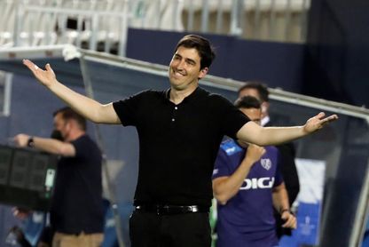Andoni Iraola renueva hasta 2022 con el Rayo Vallecano Andoni Iraola renueva hasta 2022 con el Rayo Vallecano