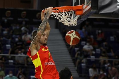 Juancho Hernangómez, baja para Tokio por una lesión en el hombro izquierdo Juancho Hernangómez, baja para Tokio por una lesión en el hombro izquierdo