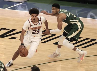 120-100: Un nuevo recital de Antetokounmpo devuelve la ilusión a los Bucks 120-100: Un nuevo recital de Antetokounmpo devuelve la ilusión a los Bucks