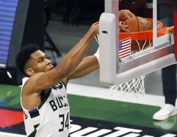Antetokounmpo pide ambición a los Bucks y no enfocarse en el pasado Antetokounmpo pide ambición a los Bucks y no enfocarse en el pasado