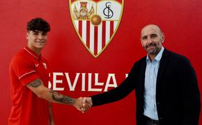 El Sevilla FC ata a Isaac Romero hasta 2025