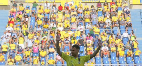 Jonathan Viera: "Llego incluso más ilusionado y asumo la responsabilidad" Jonathan Viera: "Llego incluso más ilusionado y asumo la responsabilidad"