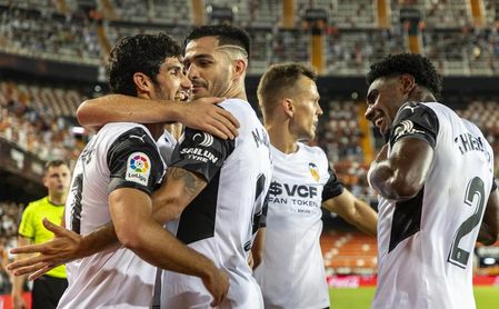 3-0: Un Valencia solvente no da opción al Alavés - Estadio deportivo