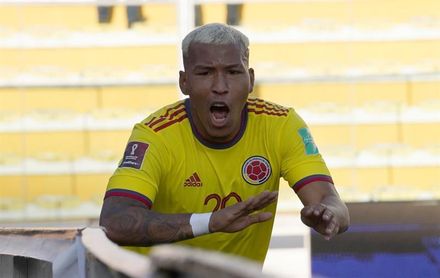 1-1. Saucedo salva a Bolivia de perder ante Colombia en La Paz 1-1. Saucedo salva a Bolivia de perder ante Colombia en La Paz
