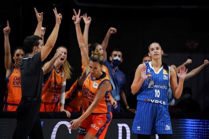 Queralt Casas, baja ante el Bourges y duda para estreno liguero ante IDK Queralt Casas, baja ante el Bourges y duda para estreno liguero ante IDK