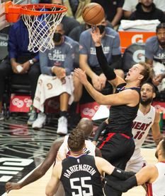 112-109: Los Clippers sin Ibaka suman ante los Heat su sexta victoria seguida 112-109: Los Clippers sin Ibaka suman ante los Heat su sexta victoria seguida