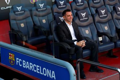 Xavi pide al Barça que negocie la vuelta de Dani Alves Xavi pide al Barça que negocie la vuelta de Dani Alves