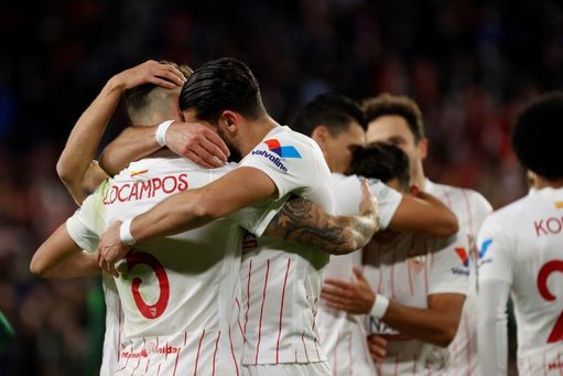 2-0. El Sevila logra su primera victoria y depende de sí mismo 2-0. El Sevila logra su primera victoria y depende de sí mismo
