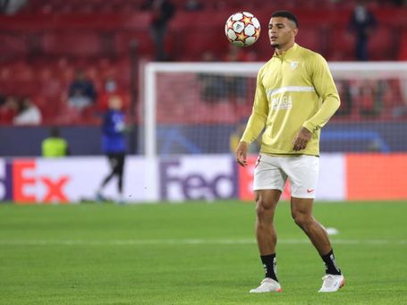Diego Carlos entra en la lista de 'tocados' para visitar al Real Madrid Diego Carlos entra en la lista de 'tocados' para visitar al Real Madrid