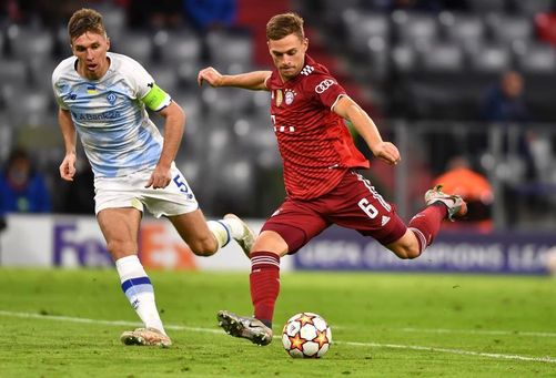 Kimmich da positivo de COVID-19 en medio de la controversia por no vacunarse Kimmich da positivo de COVID-19 en medio de la controversia por no vacunarse