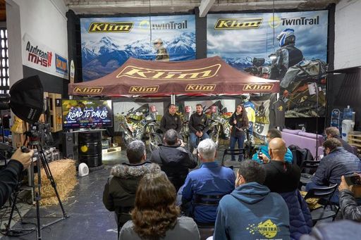 El KLIM TwinTrail Racing, al Dakar con la ayuda de 700 "supporters" El KLIM TwinTrail Racing, al Dakar con la ayuda de 700 "supporters"