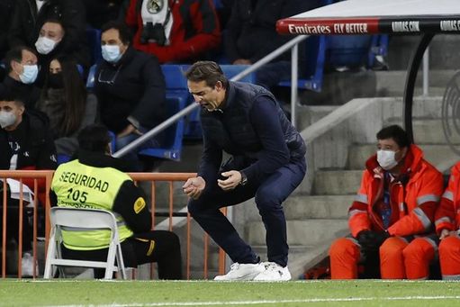 Lopetegui vio a un Sevilla "superior" y da su versión sobre el penalti a Ocampos Lopetegui vio a un Sevilla "superior" y da su versión sobre el penalti a Ocampos
