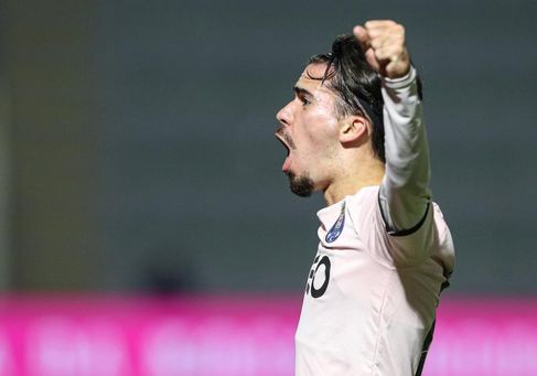 El Oporto, líder a la espera del derbi lisboeta El Oporto, líder a la espera del derbi lisboeta