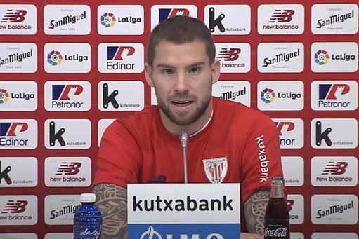 Iñigo Martínez teme a un Sevilla 'enrabietado' Iñigo Martínez teme a un Sevilla 'enrabietado'
