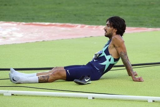 Fernando Carro empieza "muy motivado" la rehabilitación de los dos tendones
