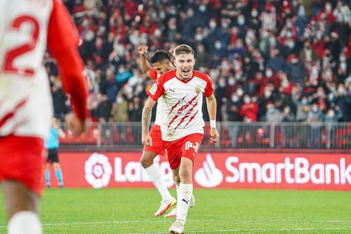 Al Almería le sale barato el fichaje de Pozo, el lateral derecho más valorado de Segunda. Al Almería le sale barato el fichaje de Pozo, el lateral derecho más valorado de Segunda.