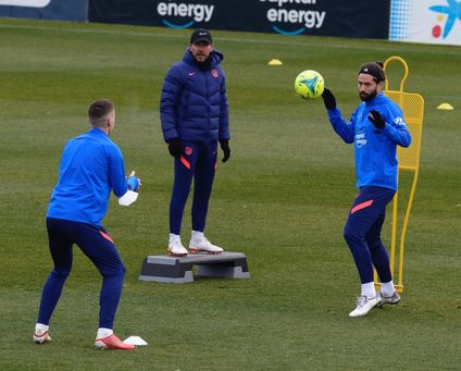 Simeone: "Me preocupan las recaídas, no es normal las tres que fueron" Simeone: "Me preocupan las recaídas, no es normal las tres que fueron"