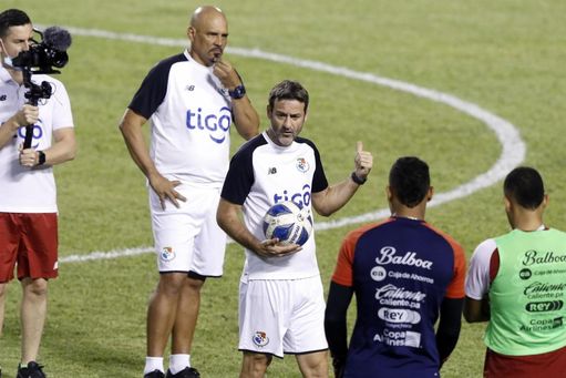 Cinco jugadores de Panamá convocados para el amistoso con Perú tienen covid-19