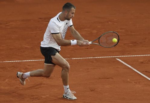 Djokovic se reencuentra con el triunfo en un sufrido partido ante Laslo Djere