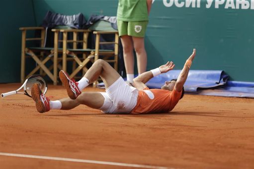 Andrey Rublev supera a Djokovic en la final