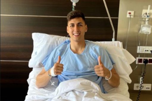 Raúl Torrente, recién intervenido de su grave lesión de rodilla.
