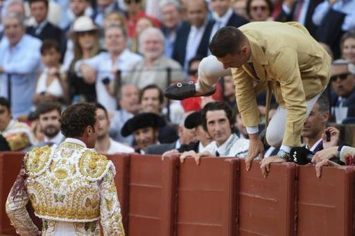 El presidente de la Real Maestranza de Sevilla confirma que Joaquín será sancionado por su salto al ruedo 