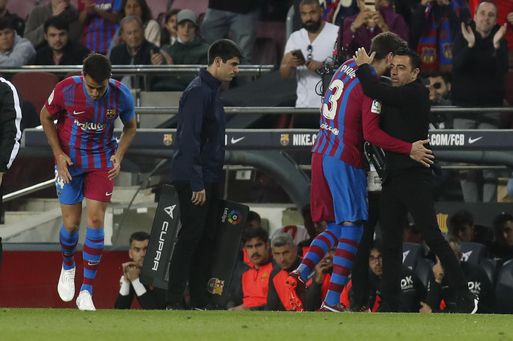 El líder del Barça se libra del Villamarín El líder del Barça se libra del Villamarín