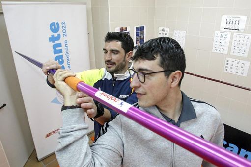 Ureña, profesor de atletismo por un día, anima a asistir al Iberoamericano Ureña, profesor de atletismo por un día, anima a asistir al Iberoamericano